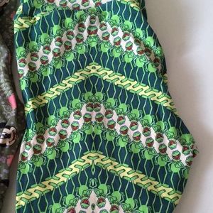 One size LuLaRoe Disney Kermit leggings